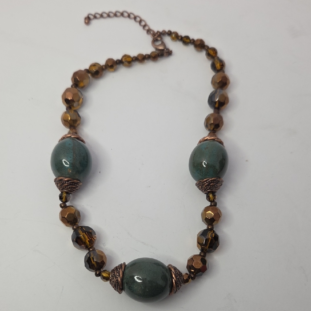 Premier Designs Glass Beaded Statement Necklace 16" + 3" Extension Green W/box